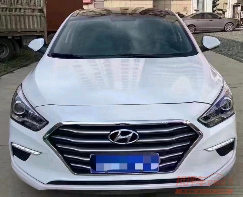 邯郸17年现代名图1