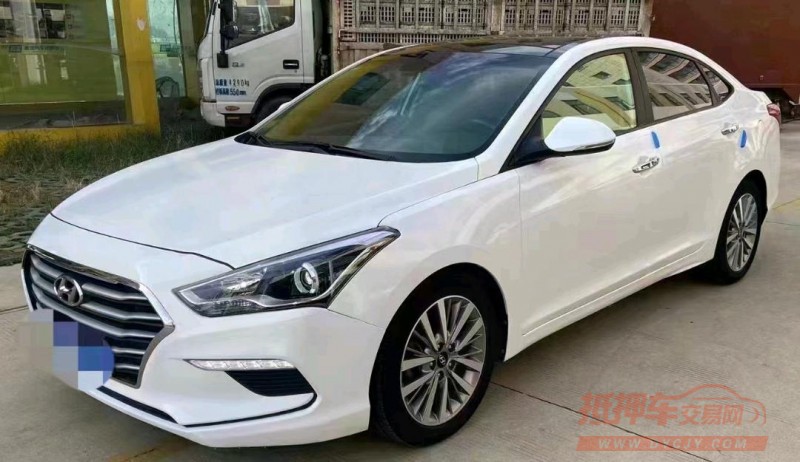 邯郸17年现代名图2