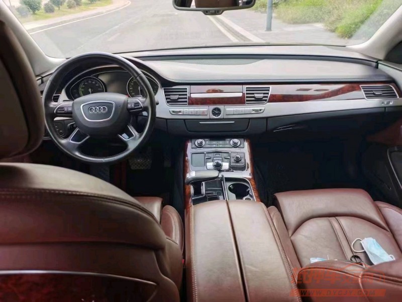 宜昌14年奥迪A8L4