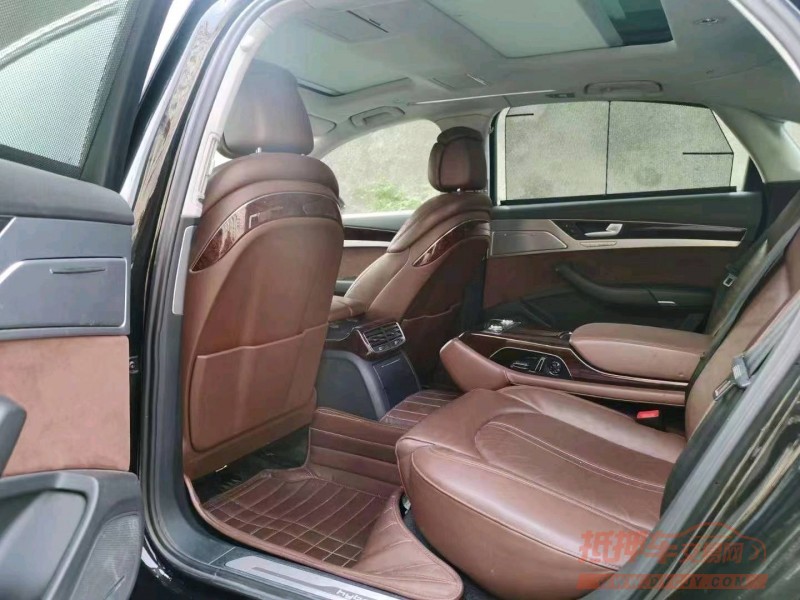 宜昌14年奥迪A8L5