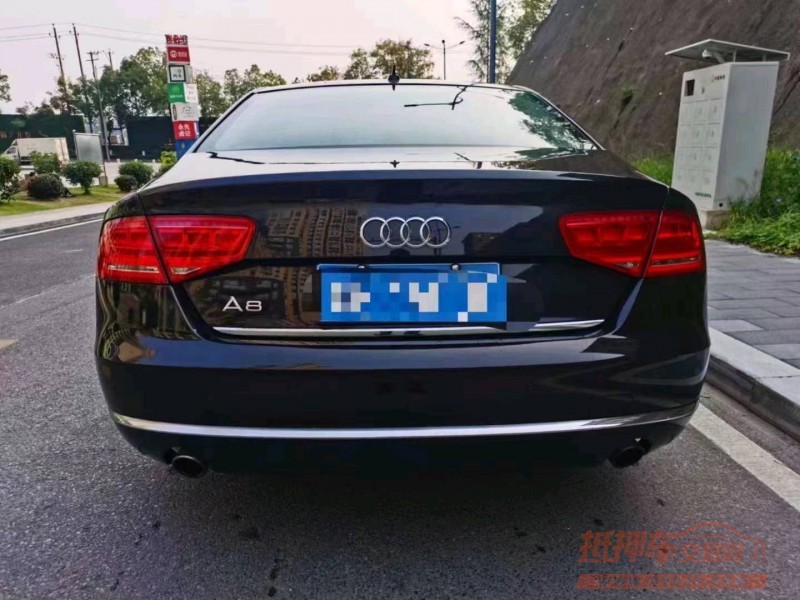 宜昌14年奥迪A8L6