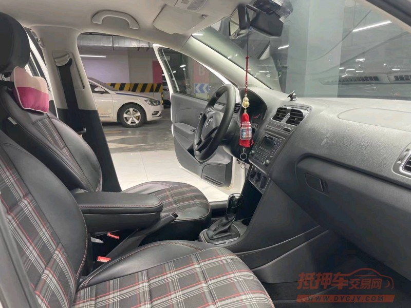 成都15年大众polo7
