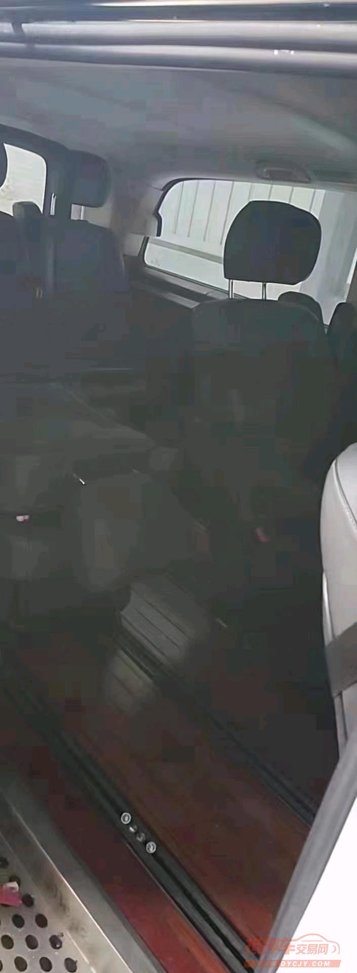 邯郸20年奔驰威霆6