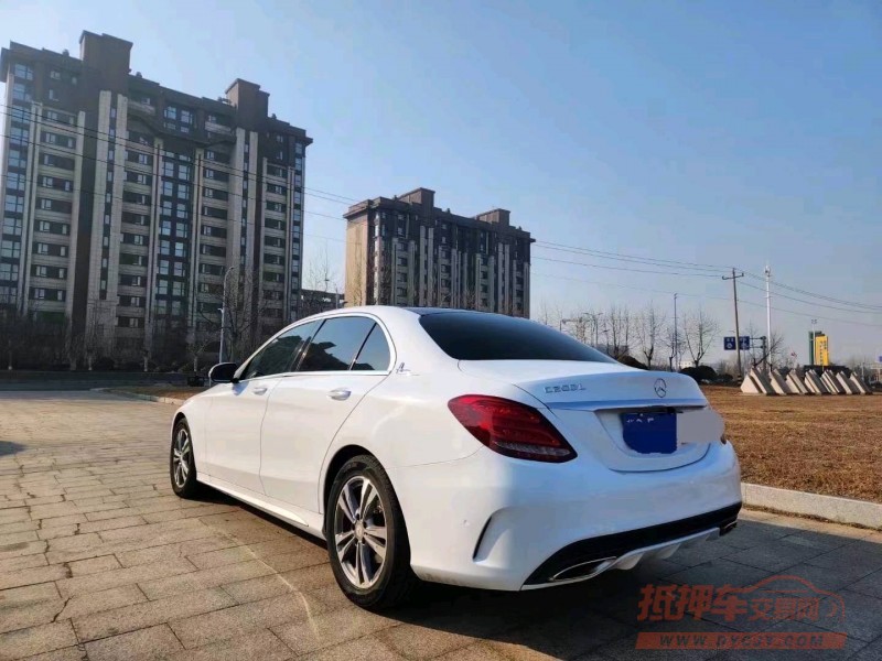东营16年奔驰C2