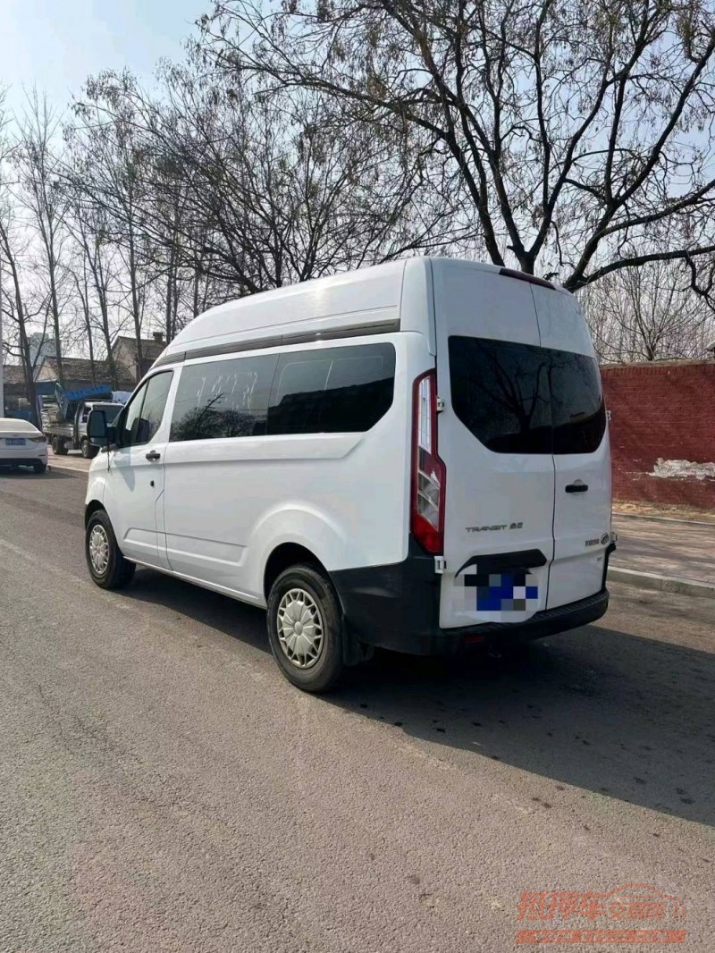 东营17年福特全顺5