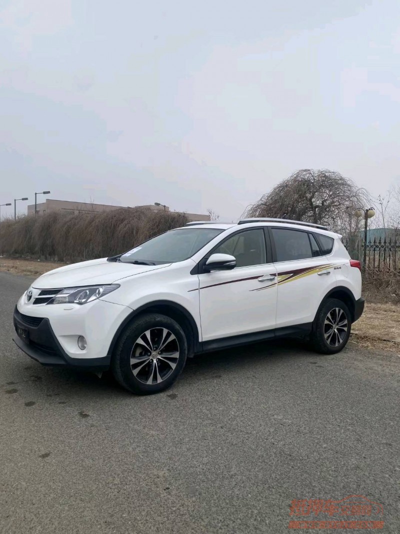 沈阳14年丰田RAV4荣放3