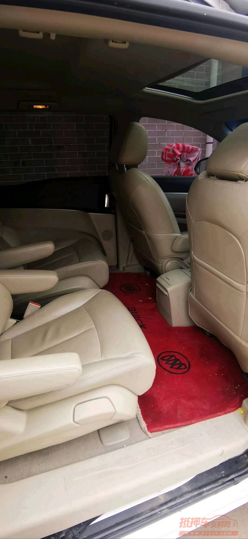 济南19年别克GL84