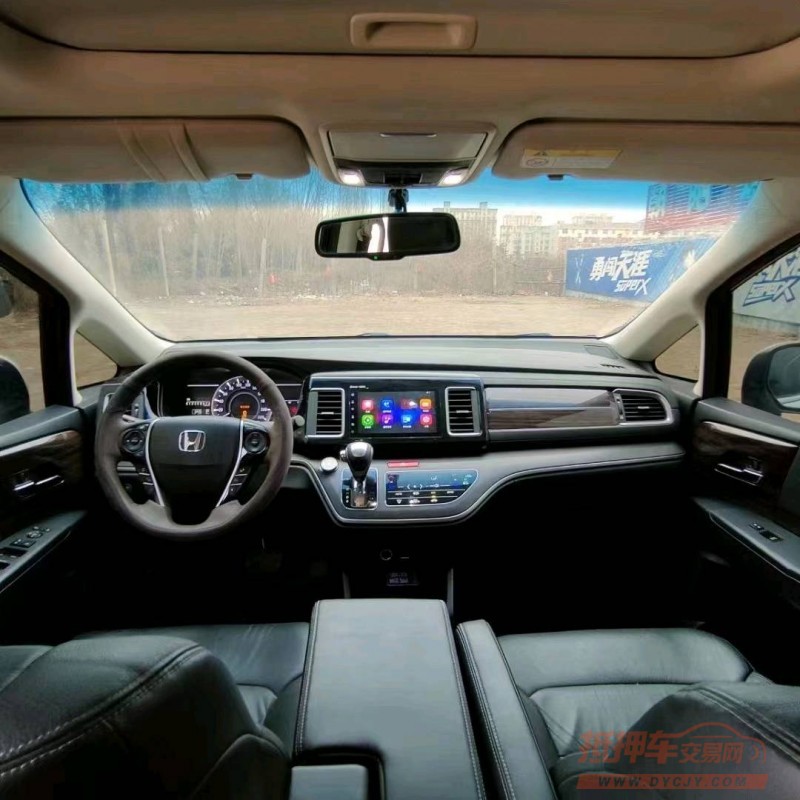 济南16年本田艾力绅1