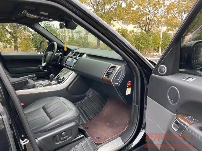 盐城19年路虎揽胜运动4