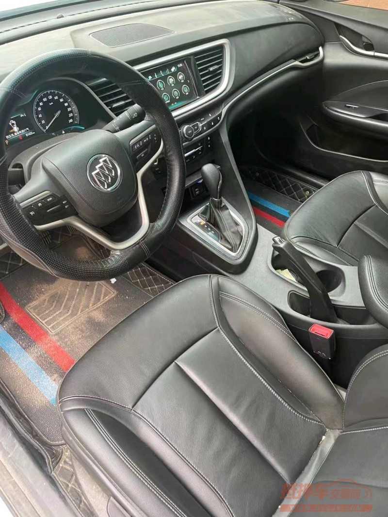 济南19年别克威朗5