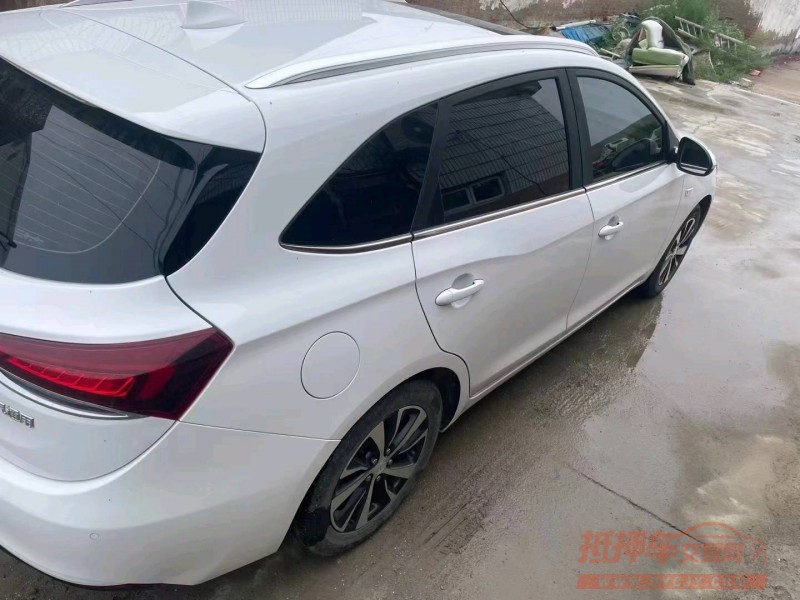 济南19年别克威朗7