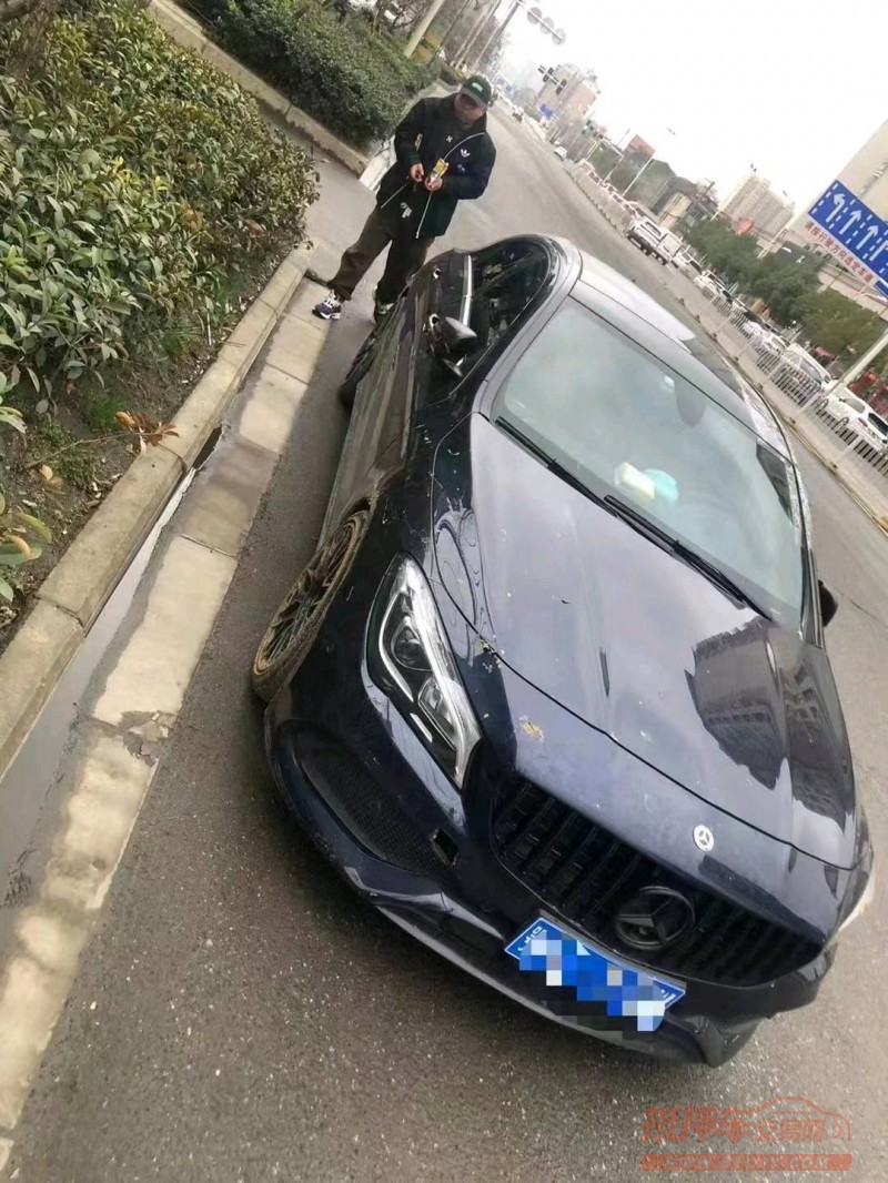 武汉18年奔驰CLA2