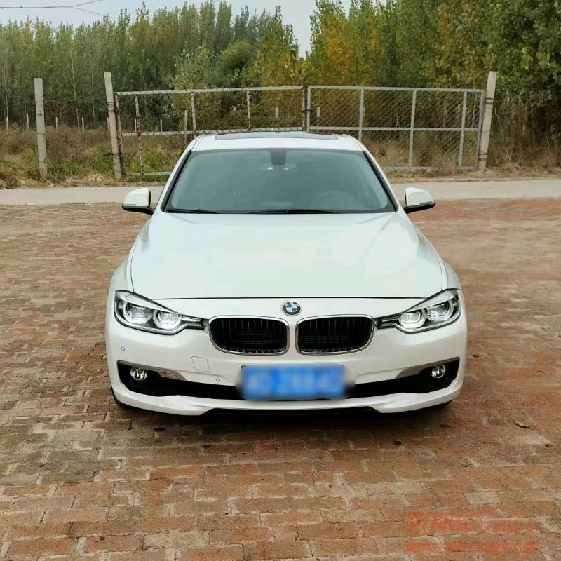 济南16年宝马3系9