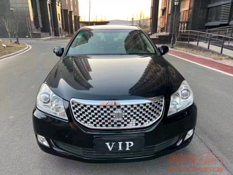 廊坊12年丰田皇冠1