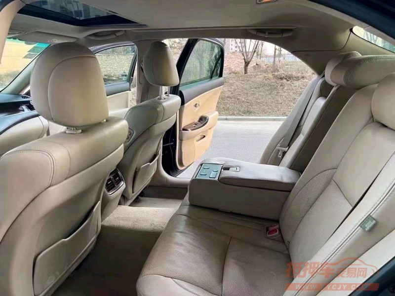 廊坊12年丰田皇冠7