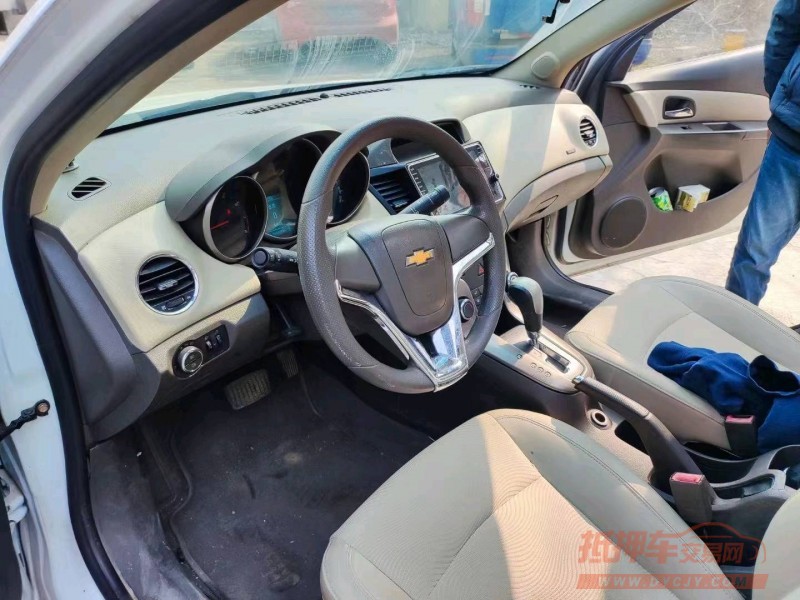 济南15年雪佛兰科鲁兹5