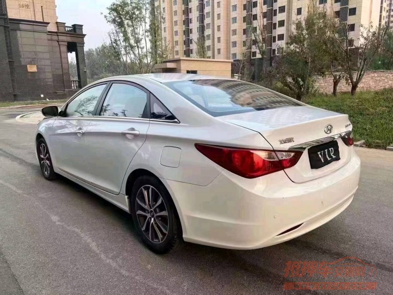 廊坊13年现代索纳塔八4