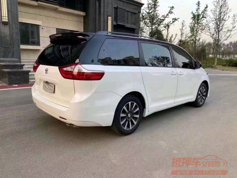 廊坊12年丰田塞纳8
