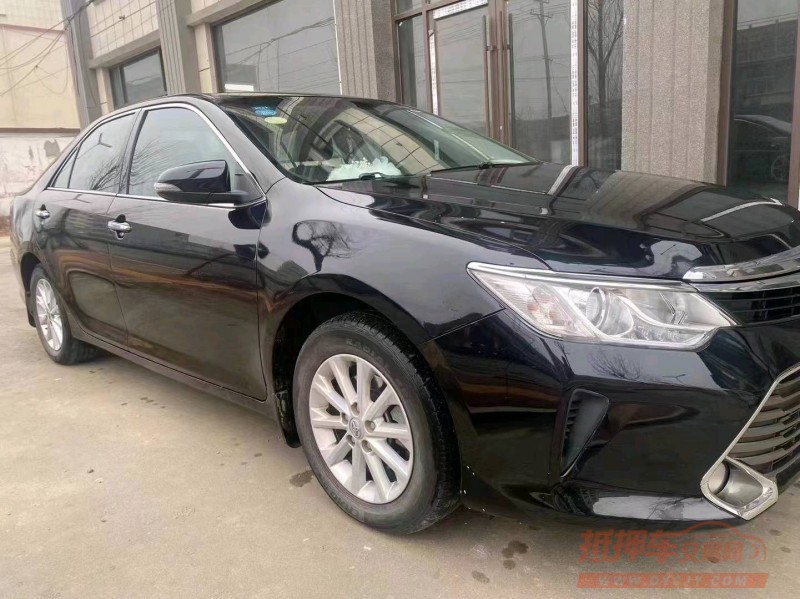 济南17年丰田凯美瑞2