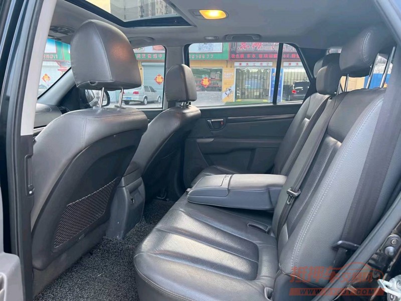 廊坊12年现代新胜达5