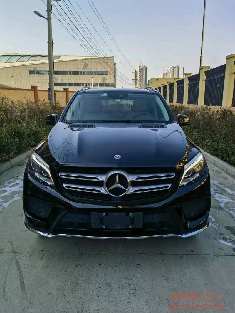 枣庄17年奔驰GLE1