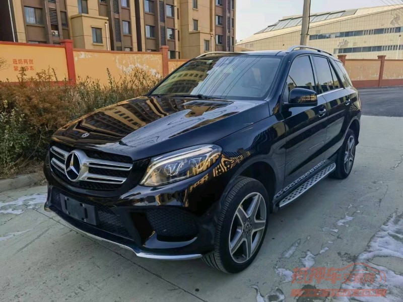 枣庄17年奔驰GLE2