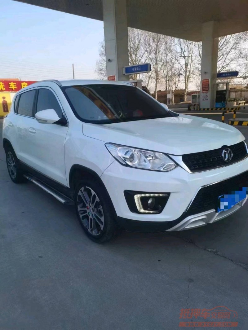 保定18年北汽绅宝X352