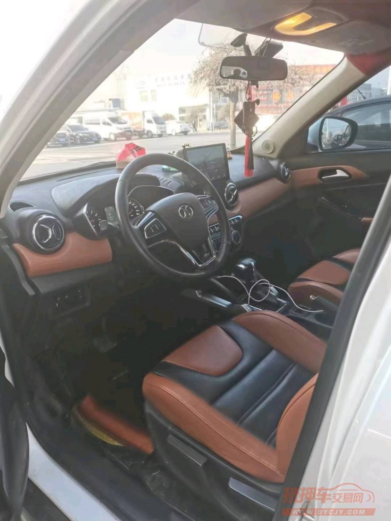 保定18年北汽绅宝X355