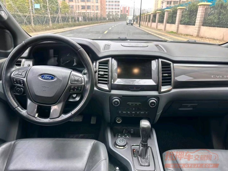 淮南17年福特撼路者8