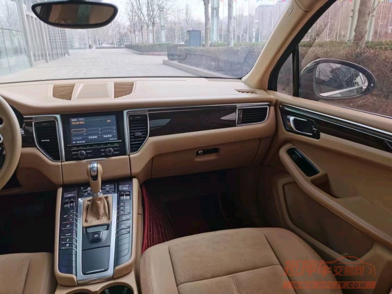 邯郸15年保时捷Macan7