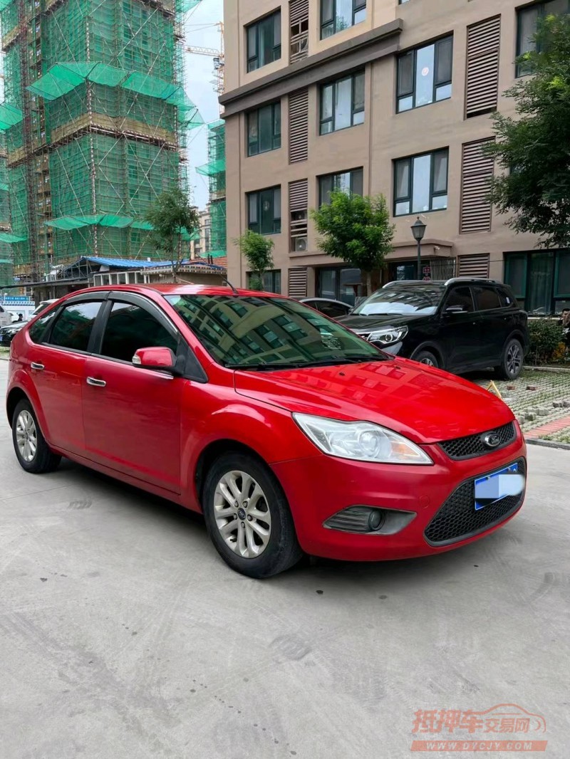 重庆16年福特福克斯5