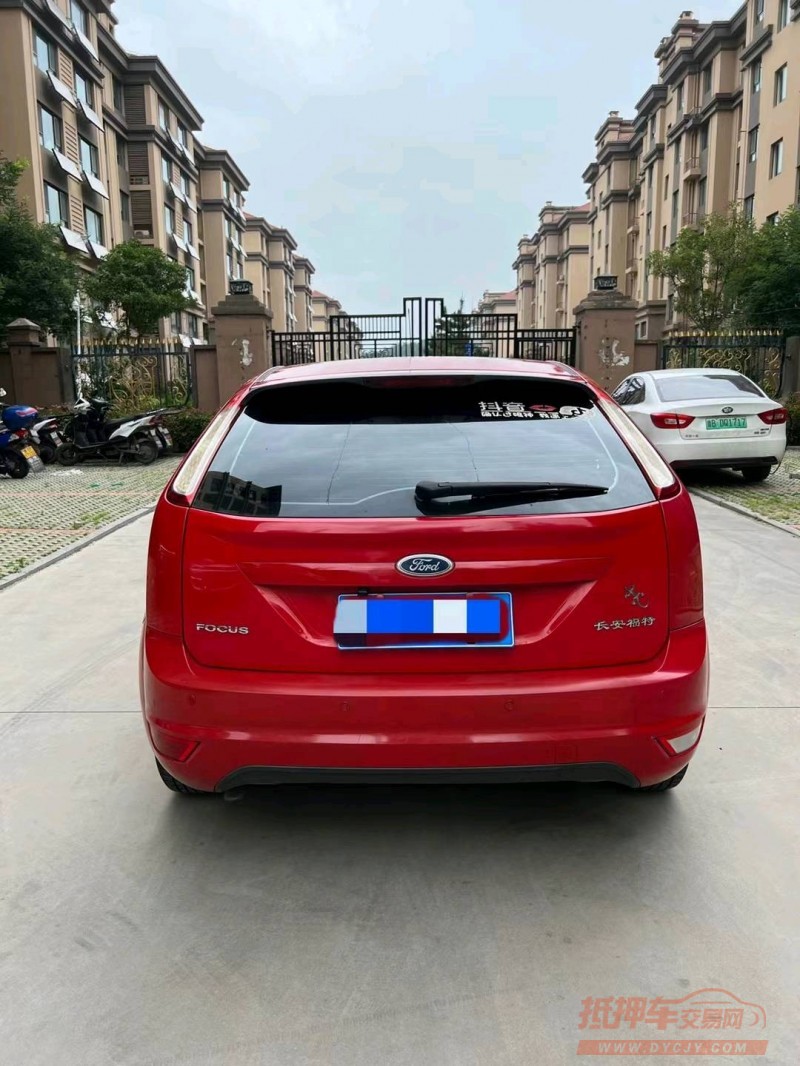 重庆16年福特福克斯3