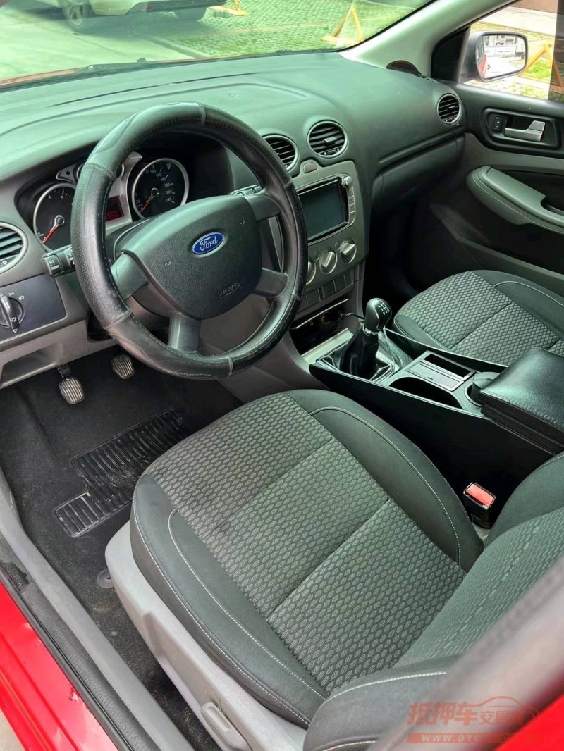 重庆16年福特福克斯2