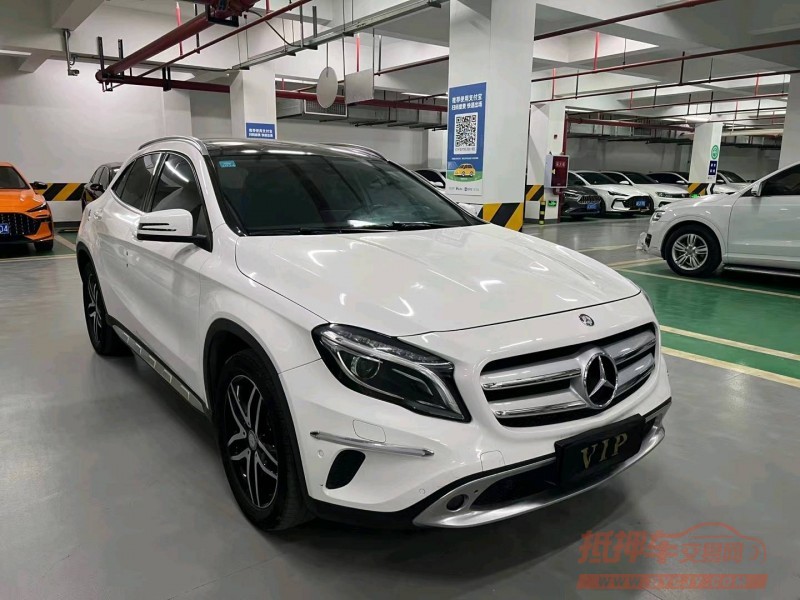 成都16年奔驰GLA6