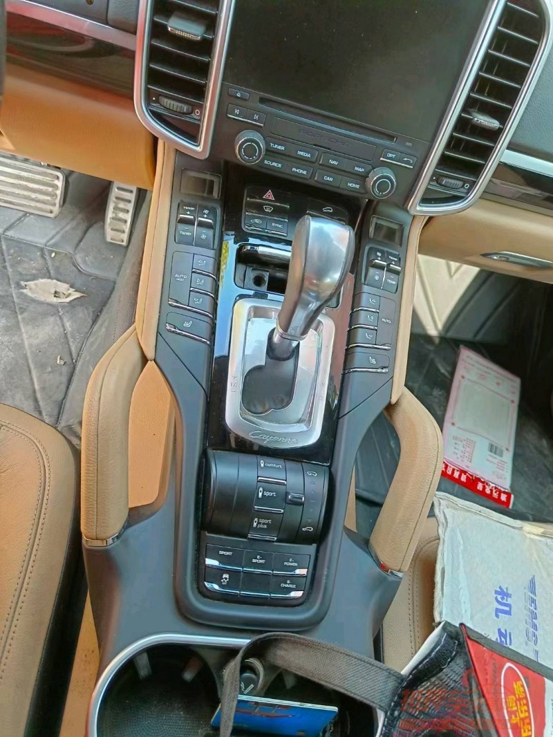 宜昌17年保时捷卡宴6