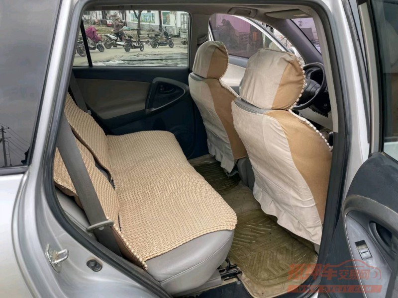 枣庄11年丰田RAV45