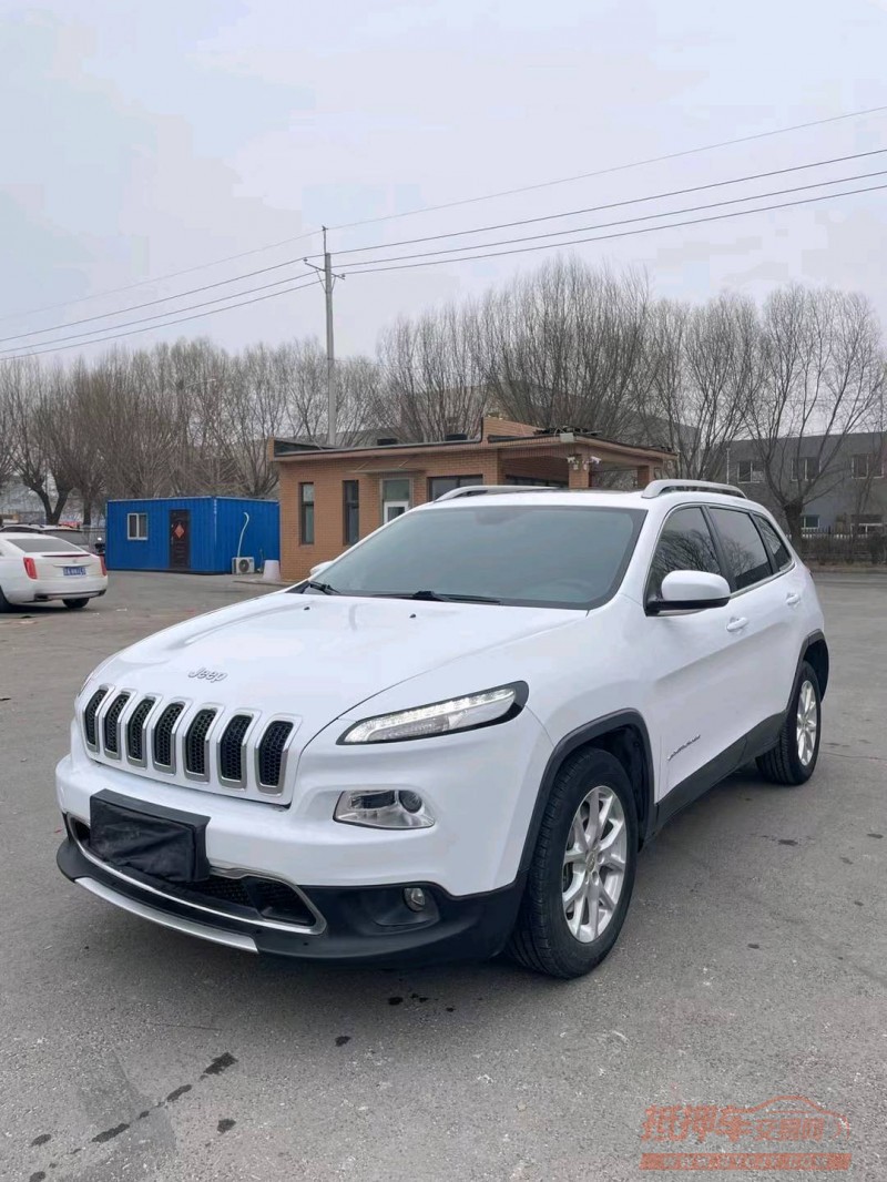 沈阳19年Jeep自由光2