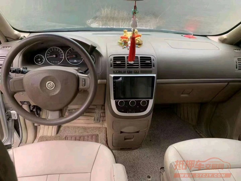 枣庄16年别克GL81