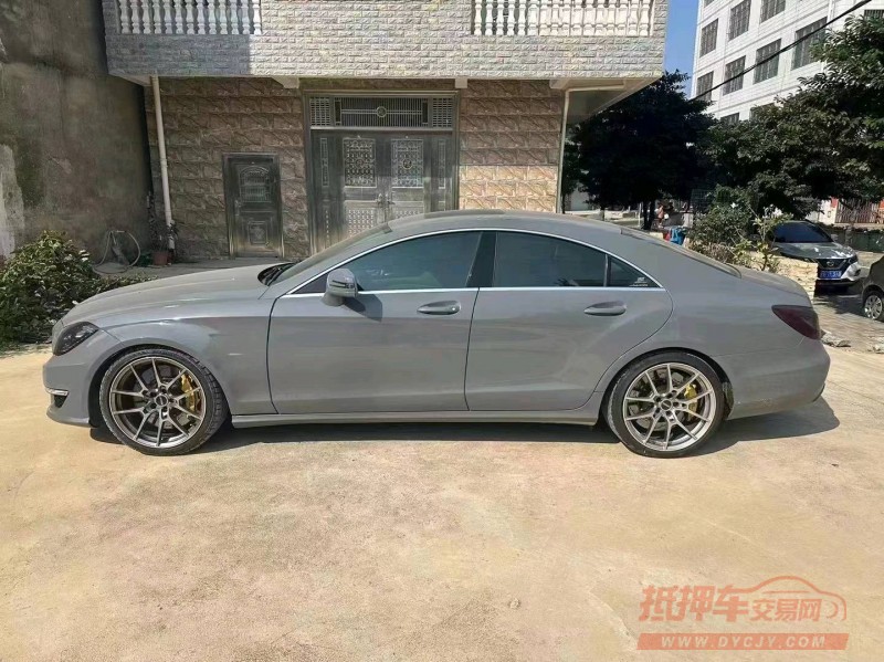 梧州12年奔驰CLS3