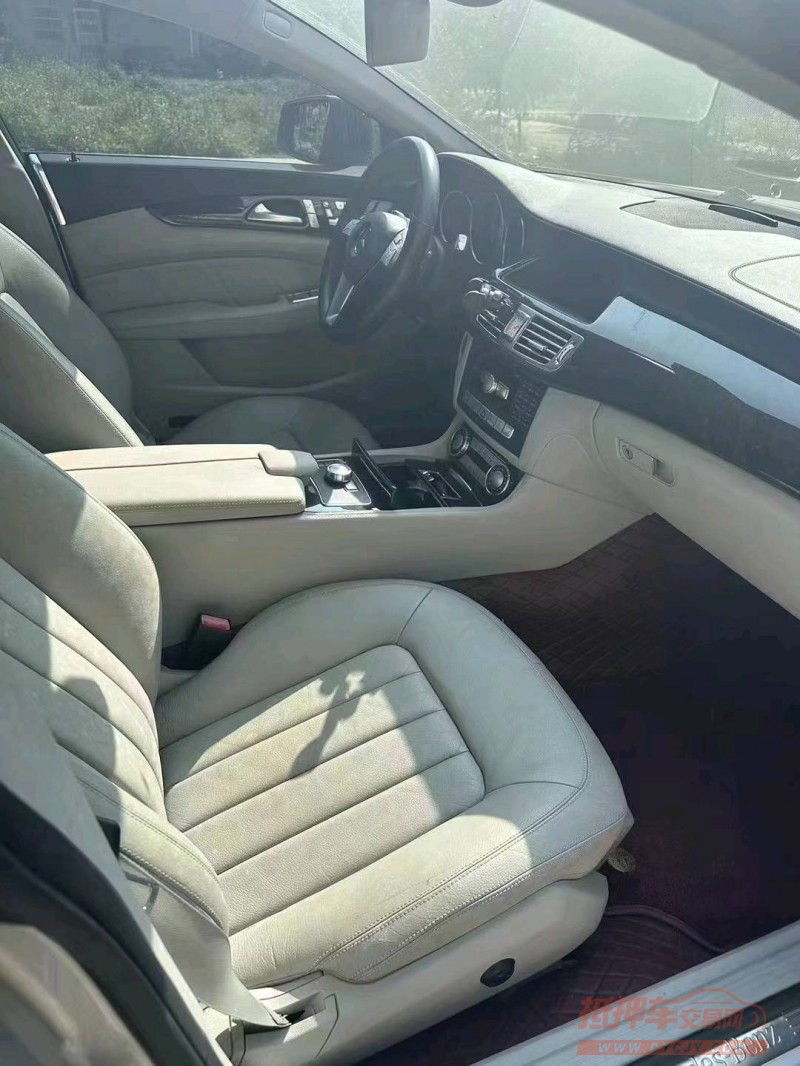 梧州12年奔驰CLS6