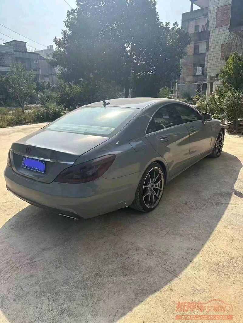 梧州12年奔驰CLS7