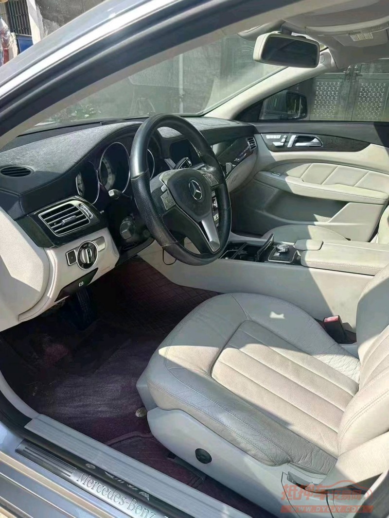 梧州12年奔驰CLS9