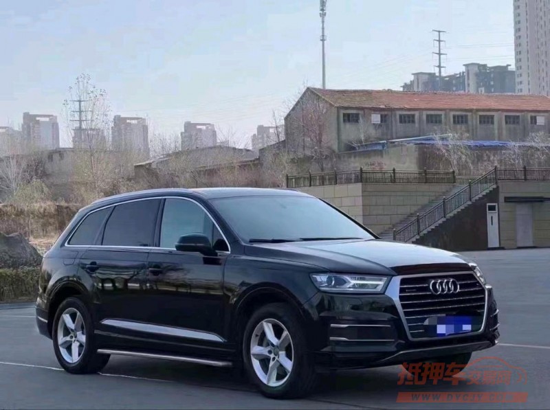 珠海17年奥迪Q75