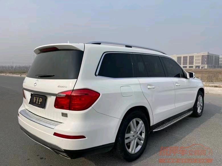 盐城16年奔驰GL8