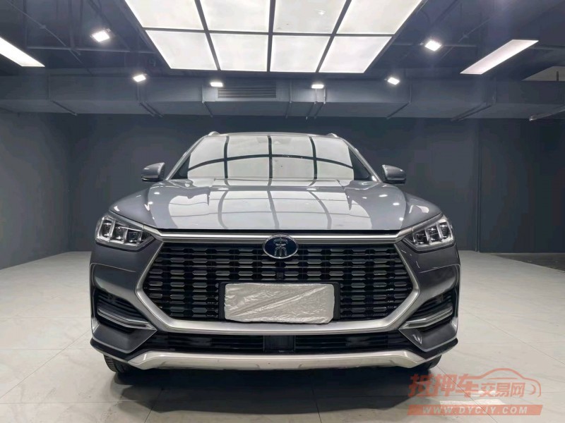 成都21年比亚迪宋1