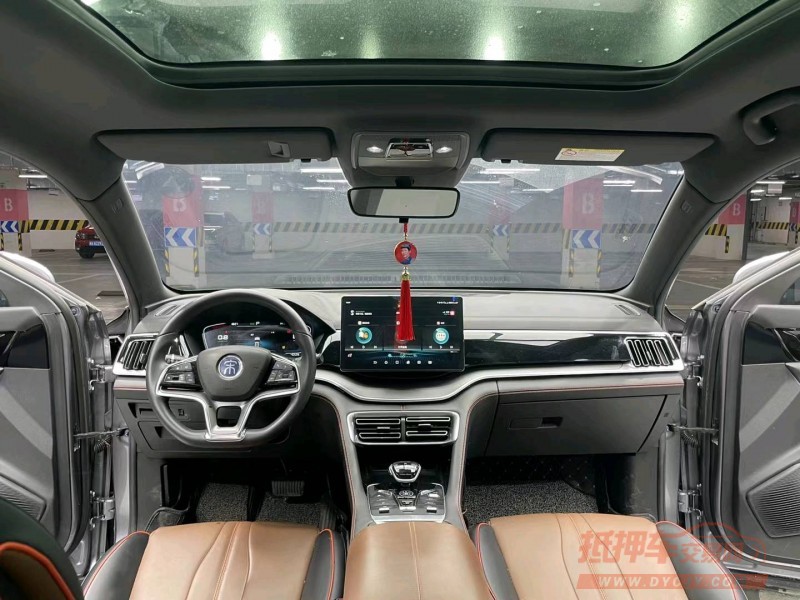 成都21年比亚迪宋4