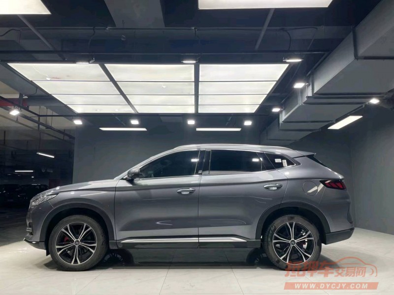 成都21年比亚迪宋8