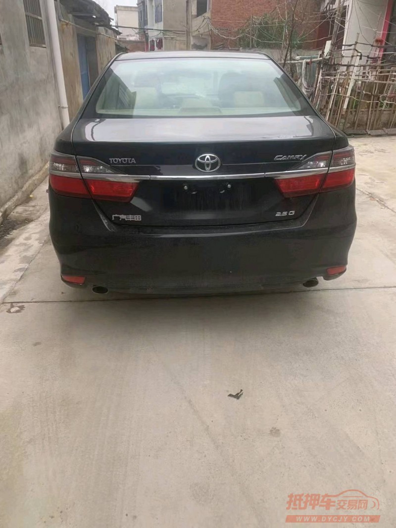 宜昌16年丰田凯美瑞3