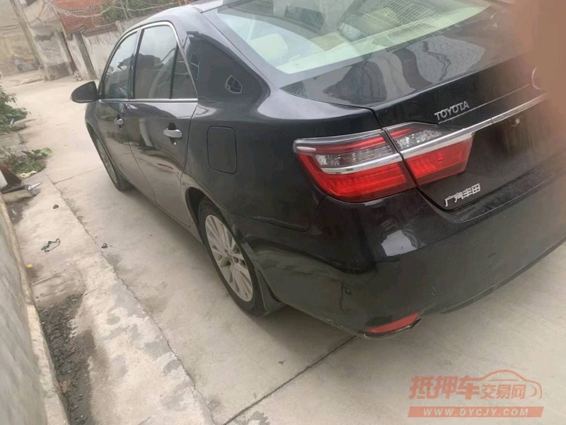 宜昌16年丰田凯美瑞4