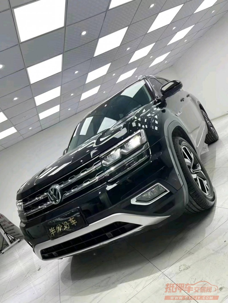 成都19年大众途昂8